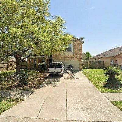 7809 Leaning Oak Dr, Texas City, TX 77591