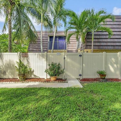 8005 80 Th Way, West Palm Beach, FL 33407