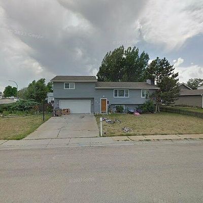 1 Hilltop Cir, Gillette, WY 82716