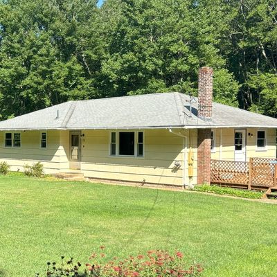 10 Navratil Rd, Willington, CT 06279