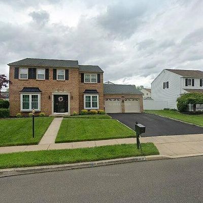 100 Antler Ct, Fairless Hills, PA 19030