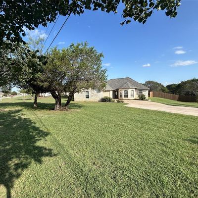 1001 W Apache Trl, Granbury, TX 76048