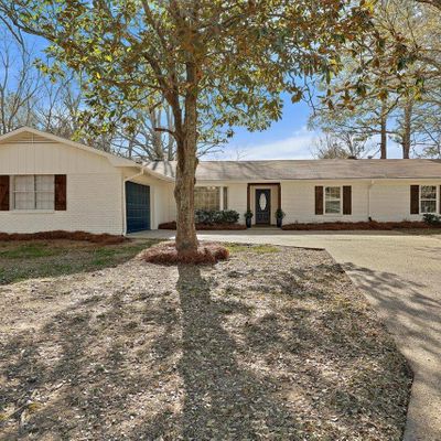 1003 Laurelwood Dr, Clinton, MS 39056