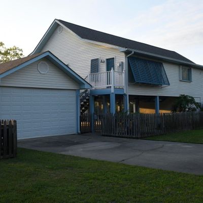 10035 Avenue D, Bay Saint Louis, MS 39520