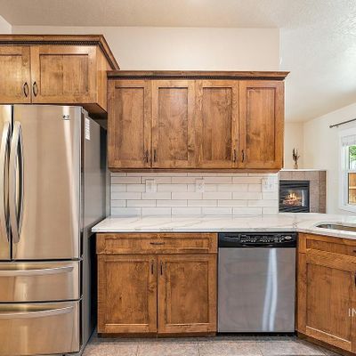 10090 W Arrowleaf Ct, Star, ID 83669