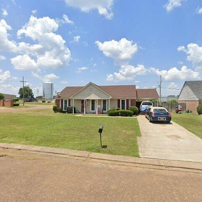 101 Apple St, Senatobia, MS 38668