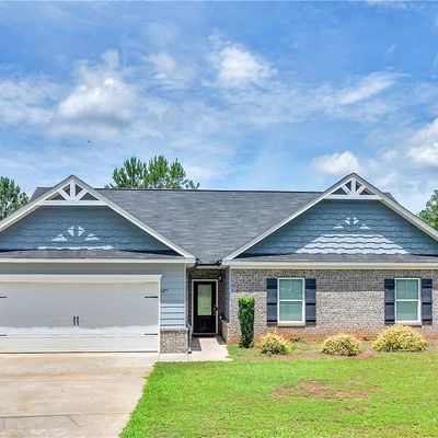 107 Coulter Woods Dr, Locust Grove, GA 30248