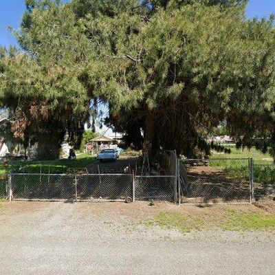 10793 9 1/8 Ave, Hanford, CA 93230