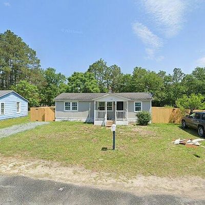 108 Camelia St, Raeford, NC 28376