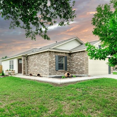 108 Wells Bnd, Hutto, TX 78634