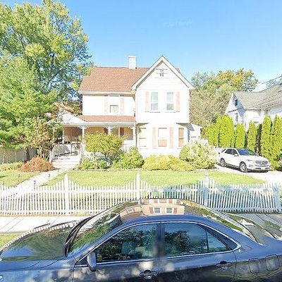 11 Eastern Ave, Somerville, NJ 08876