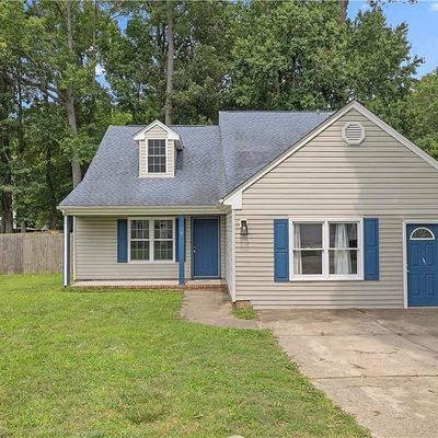 11 Thomas Nelson Dr, Hampton, VA 23666