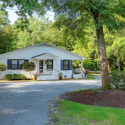 110 Airlie Rd, Wilmington, NC 28403