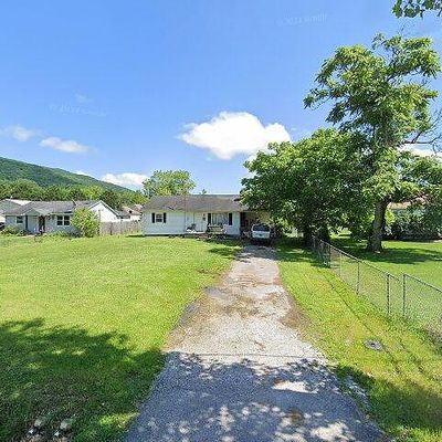 110 Mossy Grove Rd, Harriman, TN 37748