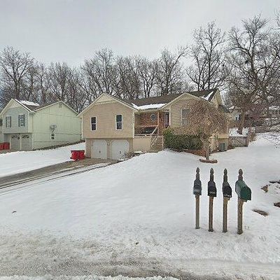 1100 Sw 24 Th Street Ct, Blue Springs, MO 64015