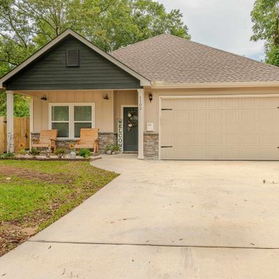 1102 Montrose St, Port Neches, TX 77651