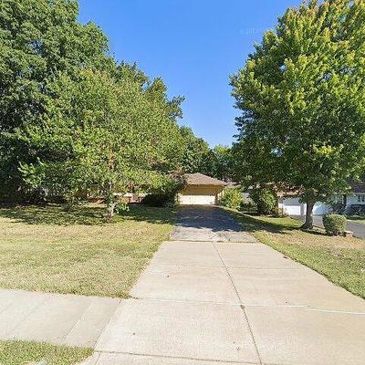 1108 E Red Bridge Rd, Kansas City, MO 64131