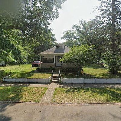 1131 Johnson St, South Bend, IN 46628