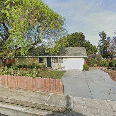 1131 Menlo Oaks Dr, Menlo Park, CA 94025