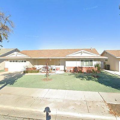 1140 W Mayberry Ave, Hemet, CA 92543