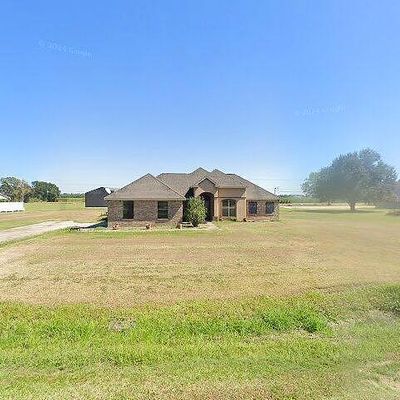 1011 Doris Rd, Saint Martinville, LA 70582