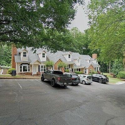 1018 Sasha Ln, Roswell, GA 30075