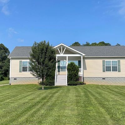 1020 Reedside Dr, Fancy Gap, VA 24328