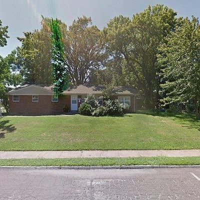 10240 Oak Ave, Saint Louis, MO 63114