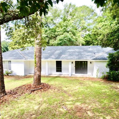 103 Braeburn Dr, Ocean Springs, MS 39564