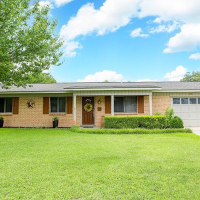 104 Cloverleaf Dr, Schertz, TX 78154