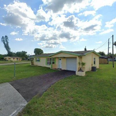 105 Richmond Ave N, Lehigh Acres, FL 33936