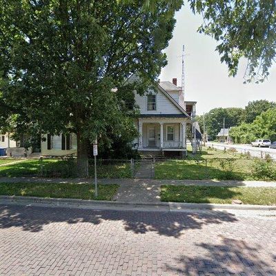 1061 N 1 St St, Springfield, IL 62702