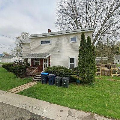 10623 Elm St, North Collins, NY 14111