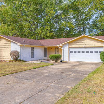 1221 Canterbury Ln, Clinton, MS 39056