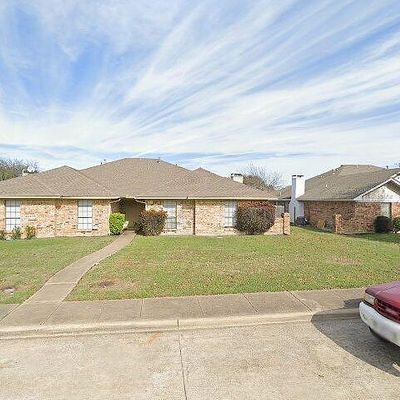 1226 Mockingbird Ln, Desoto, TX 75115