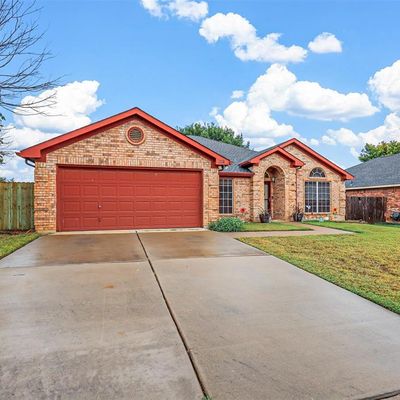 1228 Meadow Gln, Crowley, TX 76036