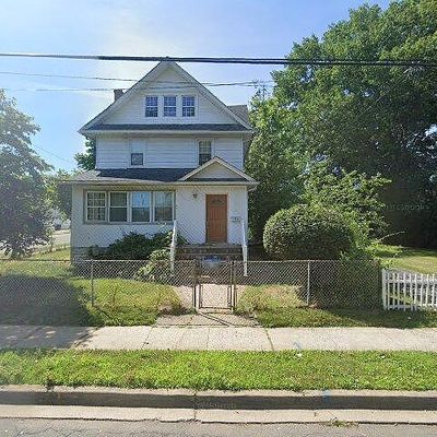 124 Oak Ave, Hempstead, NY 11550