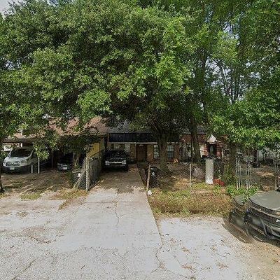 12513 W Hardy Rd, Houston, TX 77037