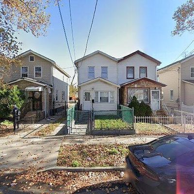 12631 145 Th St, Jamaica, NY 11436