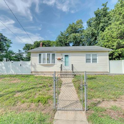 127 E Hudson Ave, Villas, NJ 08251