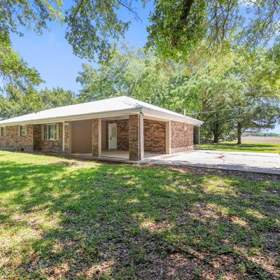 1278 Old School Rd, Arnaudville, LA 70512