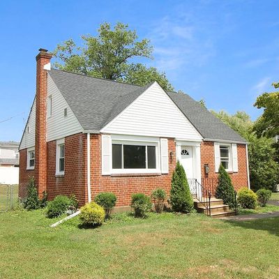 128 Bonnet Ln, Hatboro, PA 19040