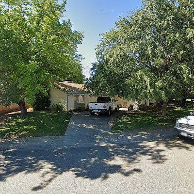 130 Corona Ave, Red Bluff, CA 96080