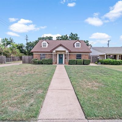 1302 Glenwick Ln, Irving, TX 75060