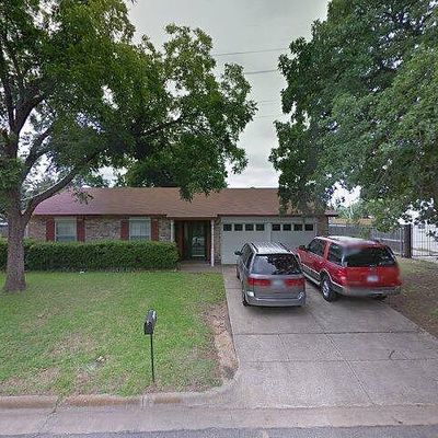 1304 Columbine Ct, Arlington, TX 76013