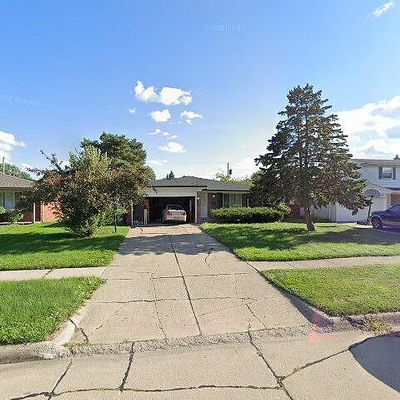 13070 Picadilly Dr, Sterling Heights, MI 48312