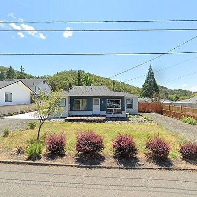 1321 Ne Alameda Ave, Roseburg, OR 97470