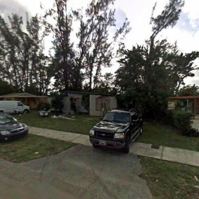 118 Edmund Rd, West Park, FL 33023