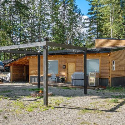 118 Timber Ln, Nordman, ID 83848