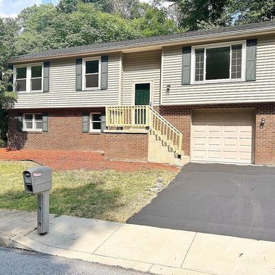 12 Maryland Ave, Windsor, PA 17366